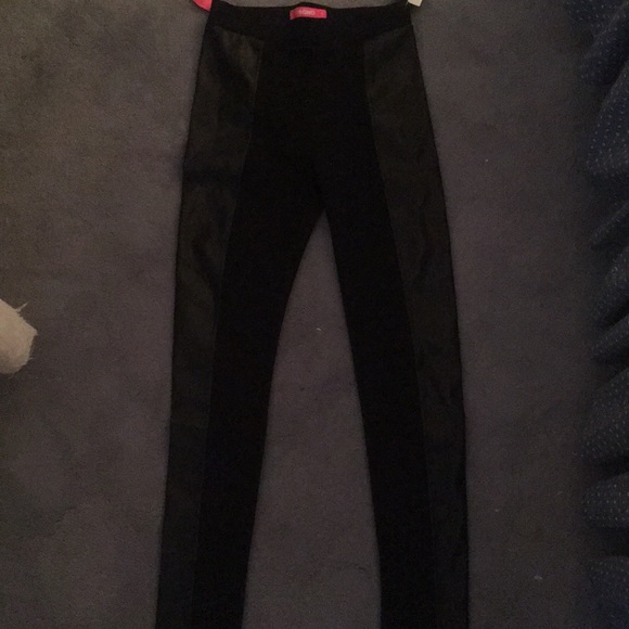 Black leggings - Picture 3 of 4